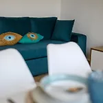 Hyacinthus Executive 5 Min To Apartment