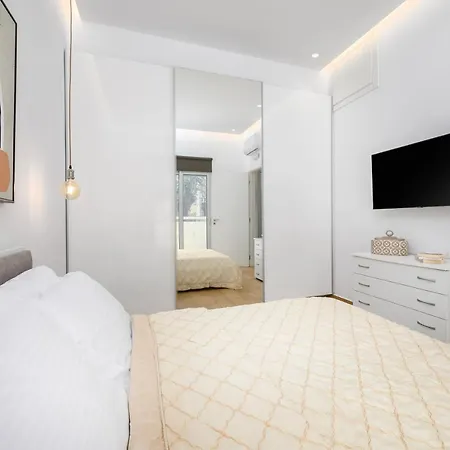 Διαμέρισμα Hyacinthus Executive 5 Min To *