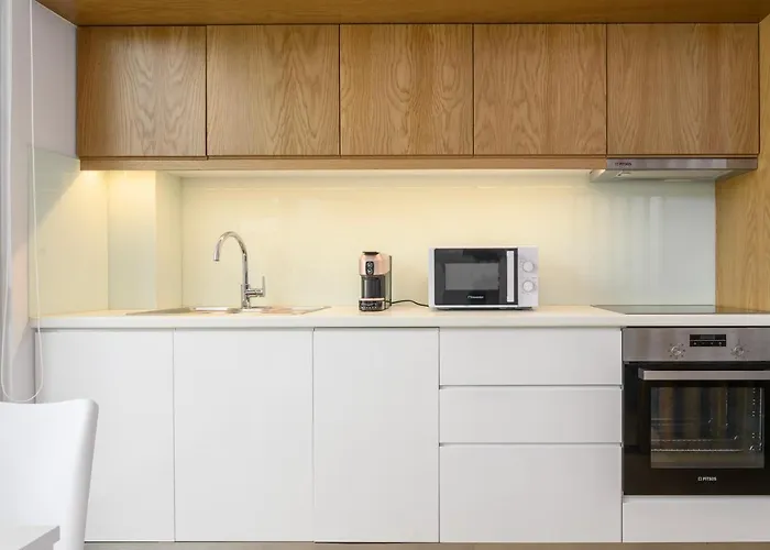 Hyacinthus Executive 5 Min To * Kos