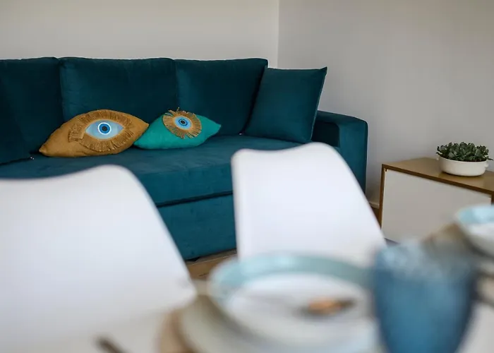 Hyacinthus Executive 5 Min To Apartament