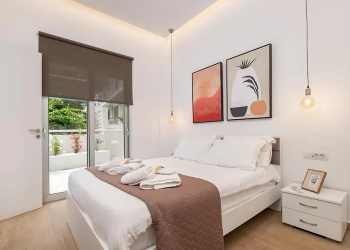 Hyacinthus Executive 5 Min To Apartament *